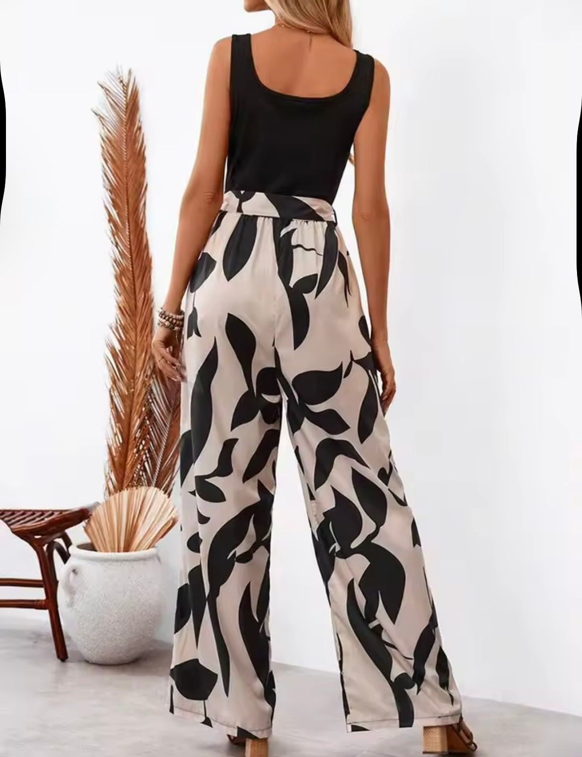 Enterito Negro y Marfil con Estampado